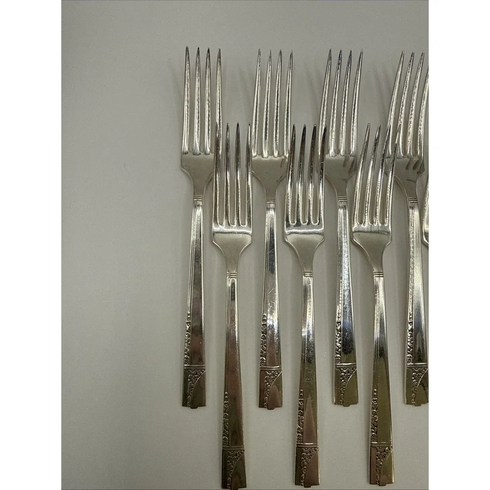 Nobility Plate Caprice 8 Dinner Forks Silverplate Flatware Oneida Flatware 7.5